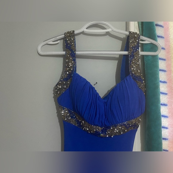 Prom - Picture 3 of 4